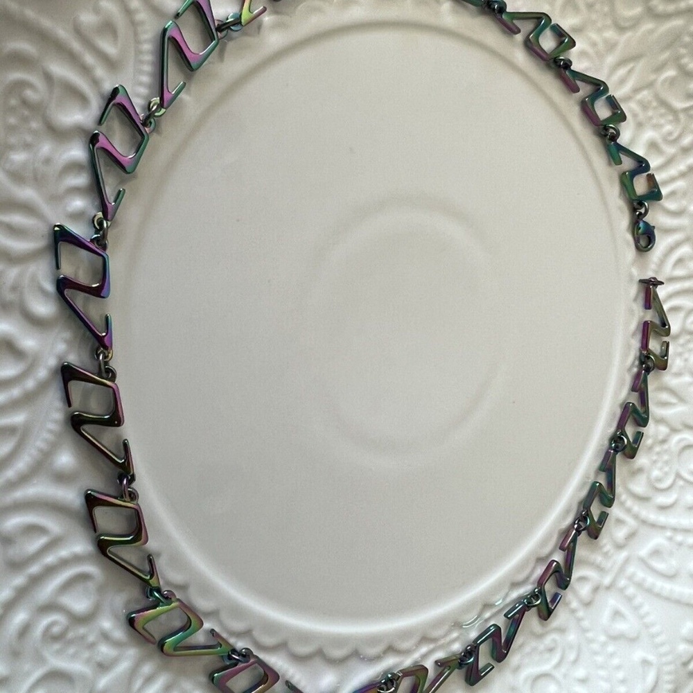 Louis Vuitton 2054 chain necklace in rainbow - Picture 5 of 5